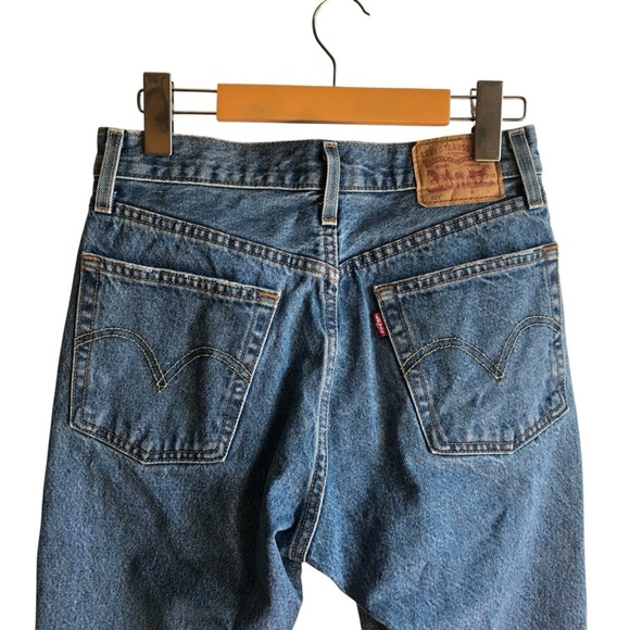 Levi’s 501 Original Cropped Straight Leg Jeans Size 26 Light Blue Stone Wash - Picture 14 of 16